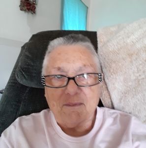 Meet your Posher, Shirley